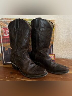 Durango Dark Brown Leather Western Cowboy Boots